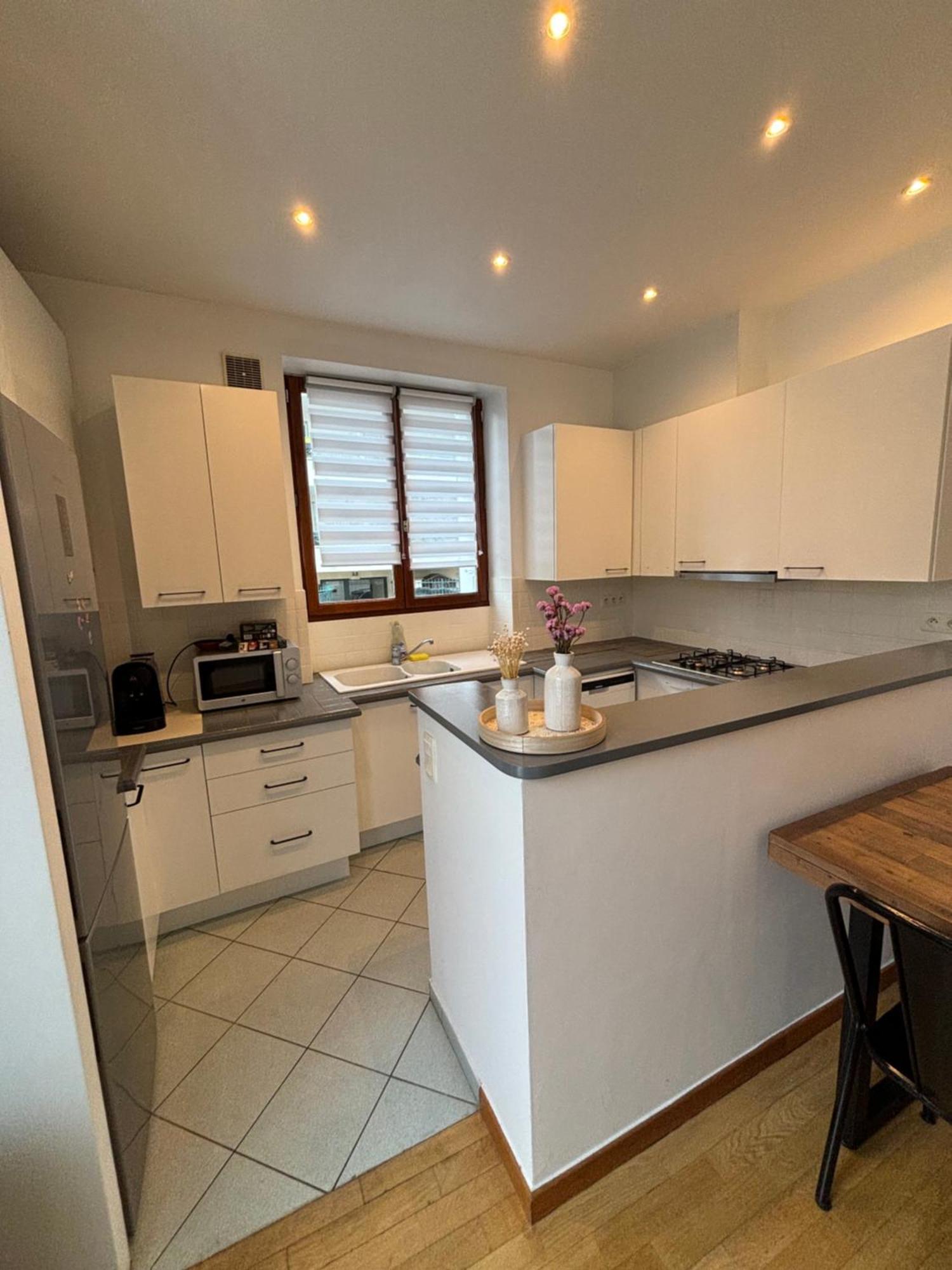 Appartement 2 Chambres Dans Une Belle Maison A Proximite De Paris Asnières المظهر الخارجي الصورة